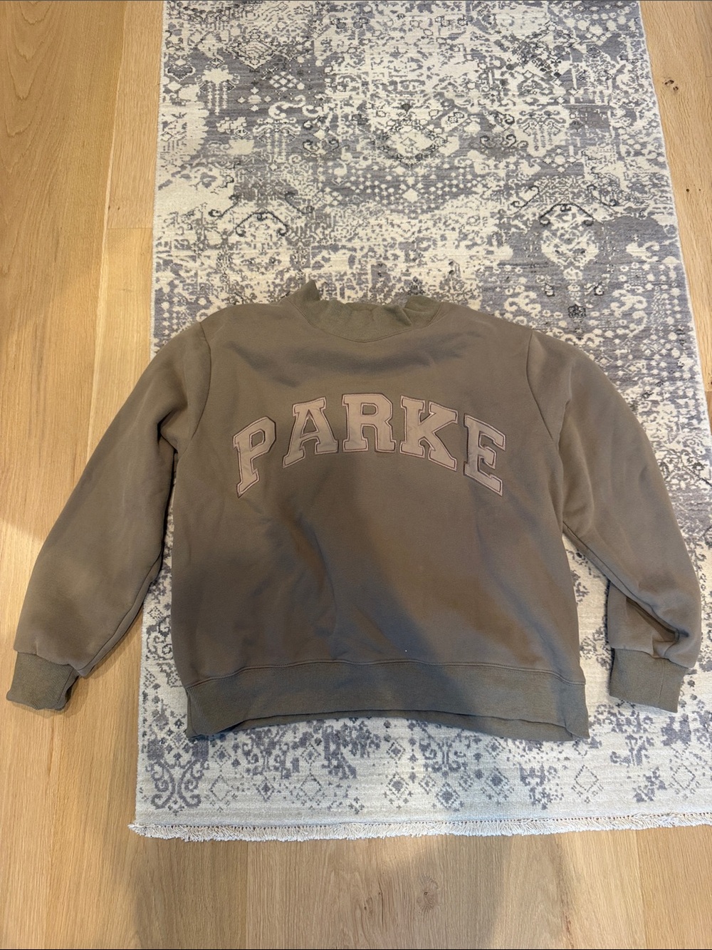 PARKE monochrome mockneck